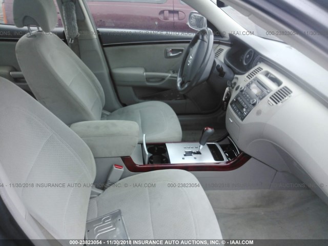 KMHFC46D37A226083 - 2007 HYUNDAI AZERA GLS SILVER photo 5