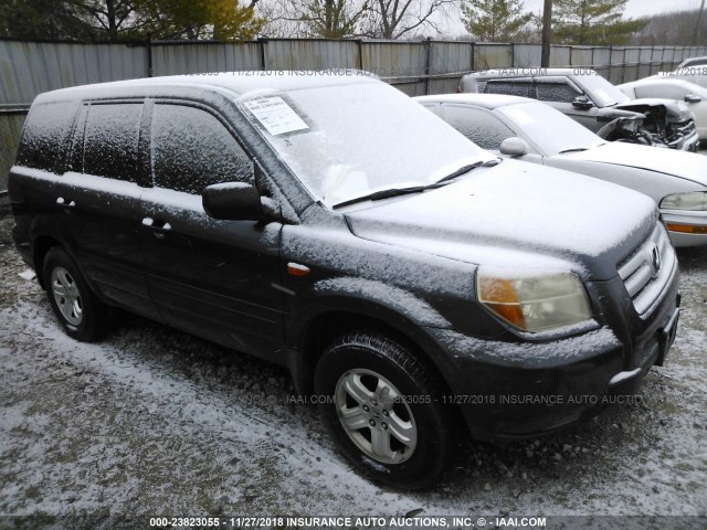 5FNYF28146B035399 - 2006 HONDA PILOT LX GRAY photo 1