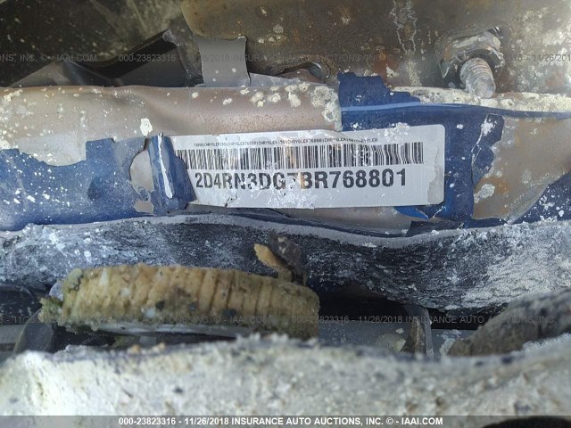 2D4RN3DG7BR768801 - 2011 DODGE GRAND CARAVAN MAINSTREET BLUE photo 9