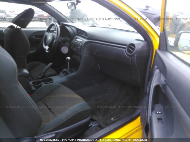 JTKJF5C78C3029346 - 2012 TOYOTA SCION TC Sarı foto 5