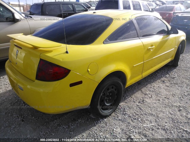 1G2AL15F377127832 - 2007 PONTIAC G5 YELLOW photo 4