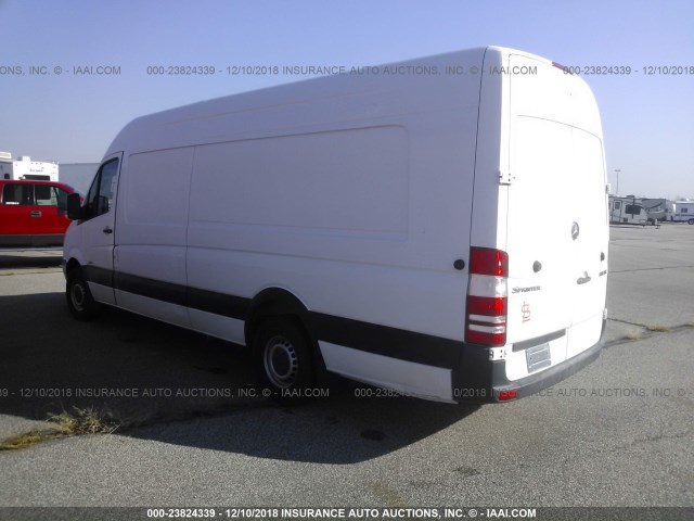 WD3PE8CC7D5770221 - 2013 MERCEDES-BENZ SPRINTER 2500 WHITE photo 3