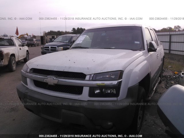 3GNEC13T22G301741 - 2002 CHEVROLET AVALANCHE C1500 WHITE photo 2