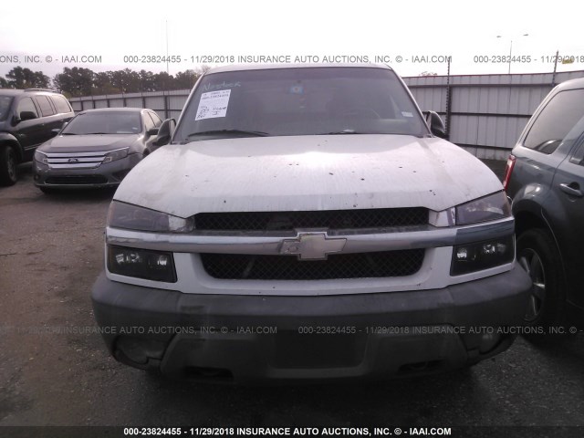 3GNEC13T22G301741 - 2002 CHEVROLET AVALANCHE C1500 WHITE photo 6