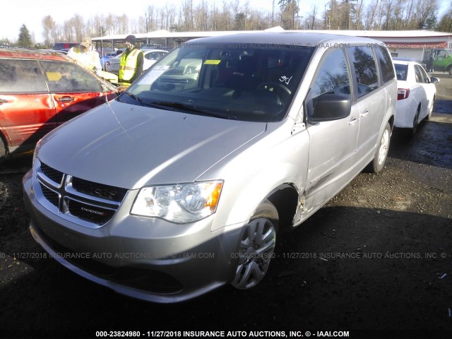 2C4RDGBG4HR775692 - 2017 DODGE GRAND CARAVAN SE SILVER photo 2