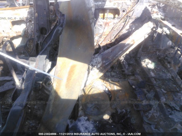 4T1BF1FK6GU187068 - 2016 TOYOTA CAMRY LE/XLE/SE/XSE BROWN photo 8