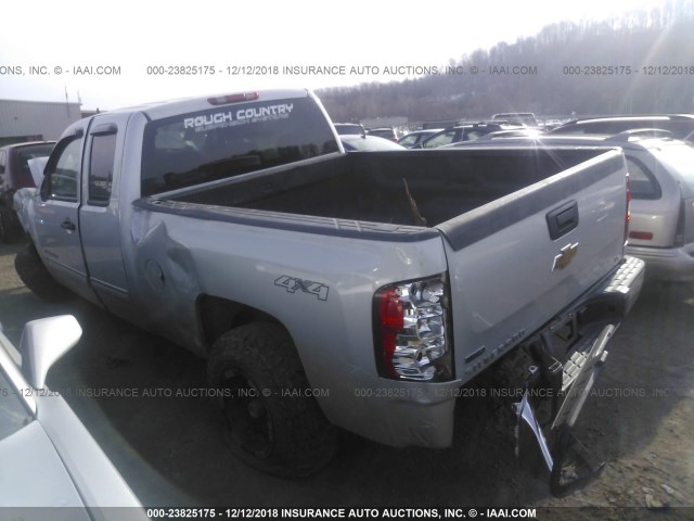 1GCSKREAXAZ257785 - 2010 CHEVROLET SILVERADO K1500 LS SILVER photo 3