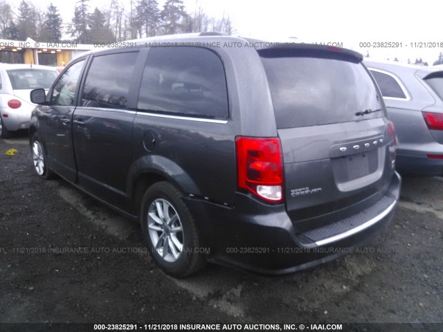 2C4RDGCG7JR302423 - 2018 DODGE GRAND CARAVAN SXT GRAY photo 3