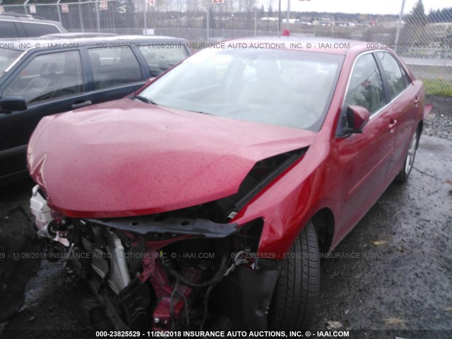 4T1BK1FK7CU519542 - 2012 TOYOTA CAMRY SE/XLE RED photo 2