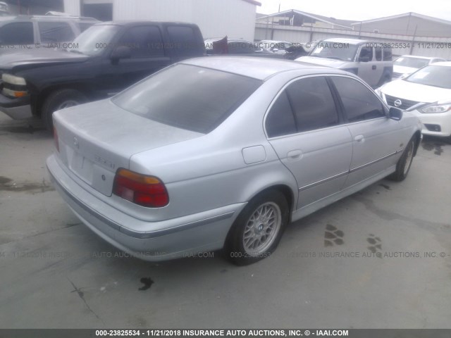 WBADM6346YGU06923 - 2000 BMW 528 I AUTOMATIC SILVER photo 4