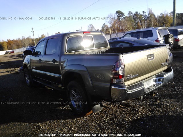 5TFJU4GN7DX043104 - 2013 TOYOTA TACOMA DOUBLE CAB PRERUNNER GRAY photo 3