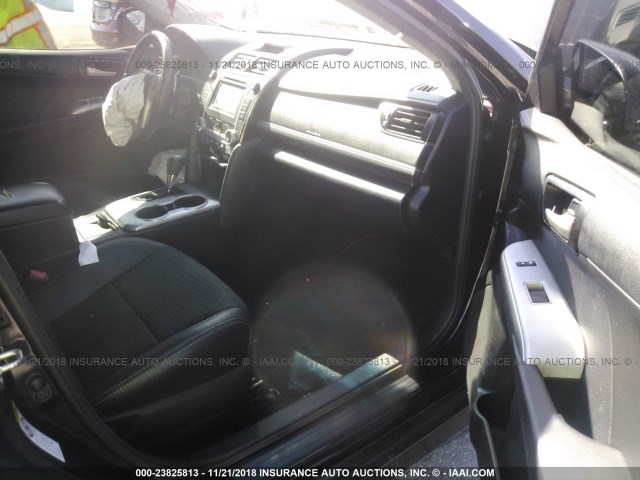 4T1BF1FK4DU669310 - 2013 TOYOTA CAMRY L/SE/LE/XLE 黑色 照片 5