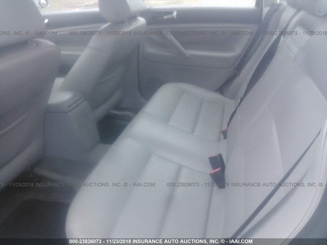 WVWPD63B04P257367 - 2004 VOLKSWAGEN PASSAT GLS SILVER photo 8