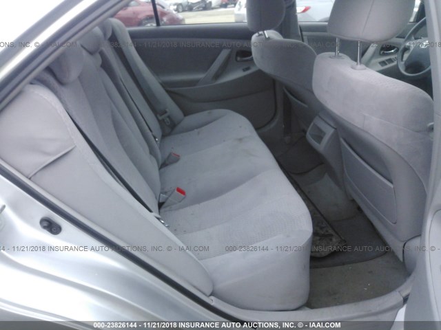 4T4BF3EKXBR171998 - 2011 TOYOTA CAMRY SE/LE/XLE 银色 照片 8
