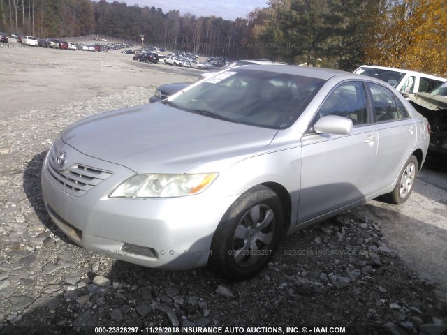 4T1BE46KX8U253000 - 2008 TOYOTA CAMRY CE/LE/XLE/SE SILVER photo 2