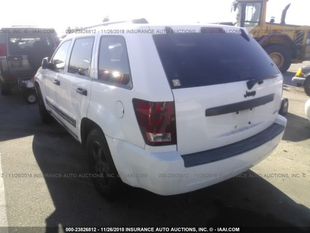 1J4GS48K55C640310 - 2005 JEEP GRAND CHEROKEE LAREDO/COLUMBIA/FREEDOM 白色 照片 3
