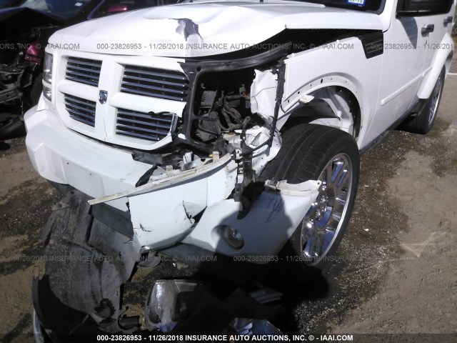 1D4PT4GK0BW605398 - 2011 DODGE NITRO HEAT WHITE photo 6