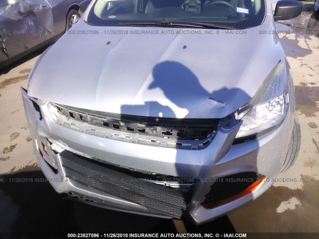 1FMCU0F71EUB45520 - 2014 FORD ESCAPE S SILVER photo 6