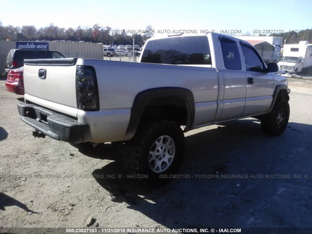 1GCEC19X56Z140939 - 2006 CHEVROLET SILVERADO C1500 SILVER photo 4