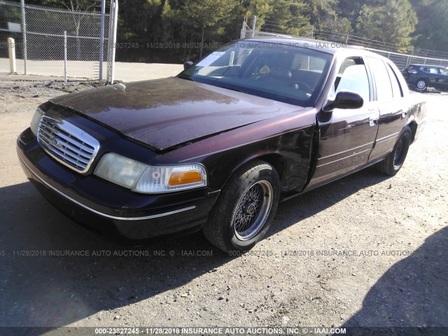 2FAFP74W61X145212 - 2001 FORD CROWN VICTORIA LX MAROON photo 2