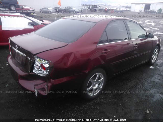 4T1BE32K05U054596 - 2005 TOYOTA CAMRY LE/XLE/SE RED photo 4