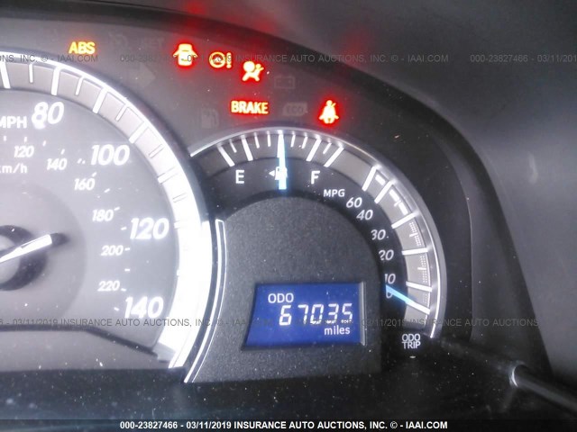 4T1BF1FK7DU290429 - 2013 TOYOTA CAMRY L/SE/LE/XLE ნაცრისფერი ფოტო 7