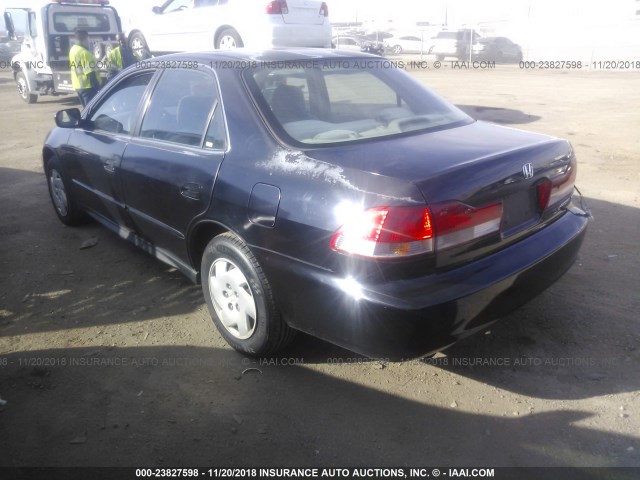 1HGCG16482A065847 - 2002 HONDA ACCORD LX შავი ფოტო 3