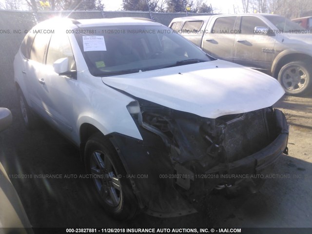 1GNKVGED1CJ190010 - 2012 CHEVROLET TRAVERSE LT WHITE photo 1