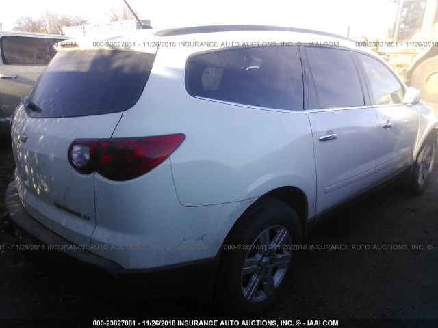 1GNKVGED1CJ190010 - 2012 CHEVROLET TRAVERSE LT WHITE photo 4