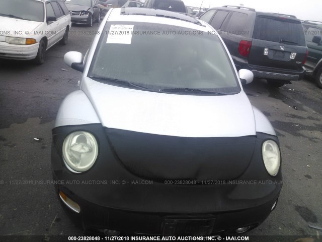 3VWCP21C42M420533 - 2002 VOLKSWAGEN NEW BEETLE GLS TDI Gümüş foto 6