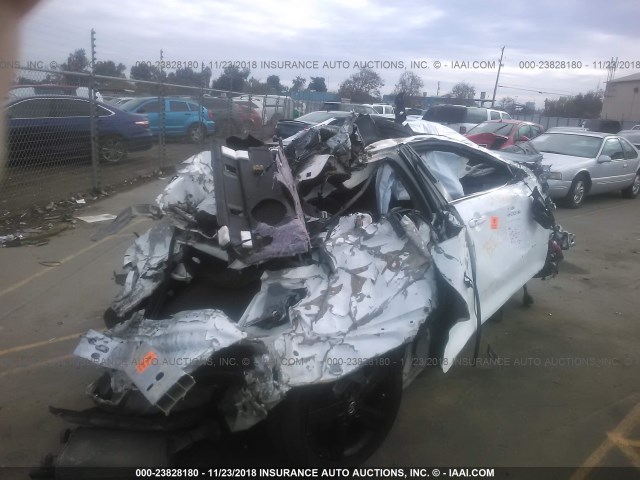 4T1BF1FK2EU342762 - 2014 TOYOTA CAMRY L/SE/LE/XLE 白色 照片 4