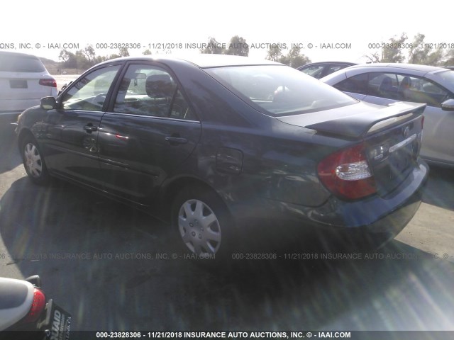 4T1BE32K24U311238 - 2004 TOYOTA CAMRY LE/XLE/SE GREEN photo 3