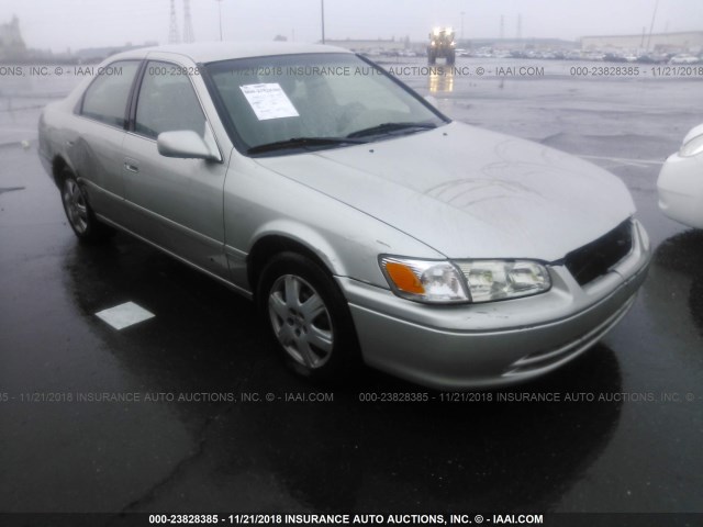 JT2BG22K3Y0426011 - 2000 TOYOTA CAMRY CE/LE/XLE SILVER photo 1