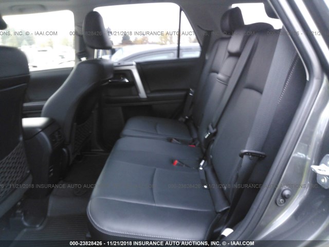 JTEBU5JR8J5513648 - 2018 TOYOTA 4RUNNER SR5 PREM/LTDL/TRAIL/TRD Szary zdjęcie 8