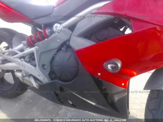 JKAEXEC159DA29158 - 2009 KAWASAKI EX650 C 红色 照片 10