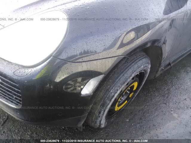 WP1AC29P05LA91234 - 2005 PORSCHE CAYENNE TURBO BLACK photo 6