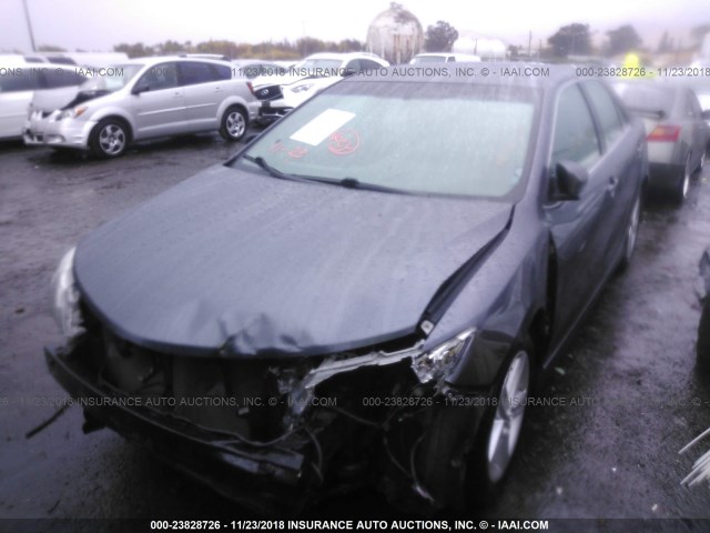 4T1BF1FK9EU325280 - 2014 TOYOTA CAMRY L/SE/LE/XLE Boz foto 2