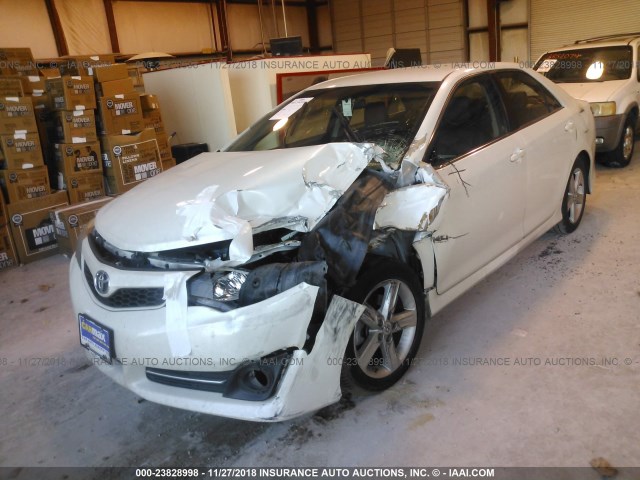 4T1BF1FK5EU449126 - 2014 TOYOTA CAMRY L/SE/LE/XLE Ağ foto 2