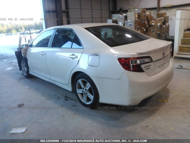 4T1BF1FK5EU449126 - 2014 TOYOTA CAMRY L/SE/LE/XLE Ağ foto 3