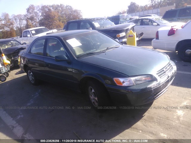 4T1BG22K4VU813254 - 1997 TOYOTA CAMRY CE/LE/XLE 绿色 照片 1