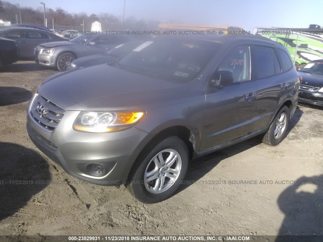 5XYZGDAG7BG051255 - 2011 HYUNDAI SANTA FE GLS GRAY photo 2