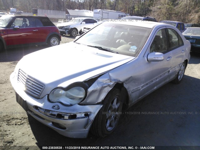 WDBRF81J63F370879 - 2003 MERCEDES-BENZ C 240 4MATIC SILVER photo 2