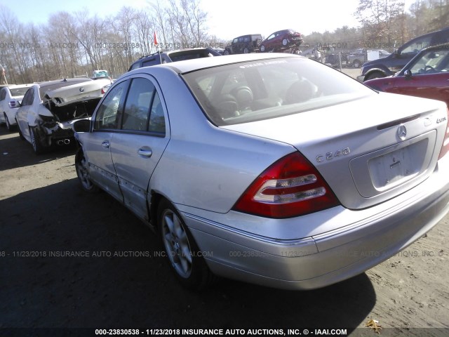 WDBRF81J63F370879 - 2003 MERCEDES-BENZ C 240 4MATIC SILVER photo 3