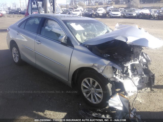 4T4BF1FK5GR549249 - 2016 TOYOTA CAMRY LE/XLE/SE/XSE SILVER photo 1