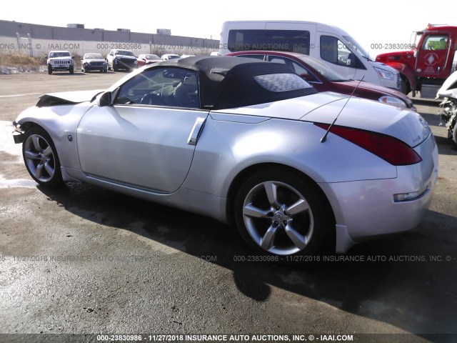 JN1AZ36A96M480250 - 2006 NISSAN 350Z ROADSTER SILVER photo 3