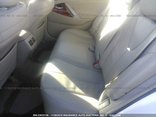 4T4BF3EK1BR198135 - 2011 TOYOTA CAMRY SE/LE/XLE WHITE photo 8