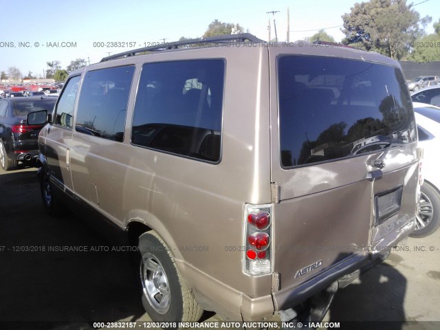 1GNDM19X32B113581 - 2002 CHEVROLET ASTRO BROWN photo 3