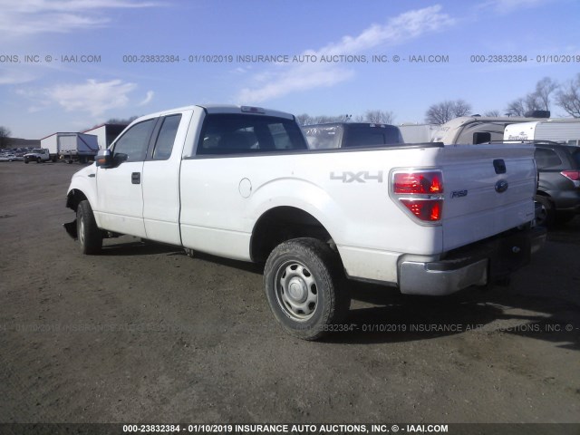 1FTVX1EF1BKD40852 - 2011 FORD F150 SUPER CAB WHITE photo 3