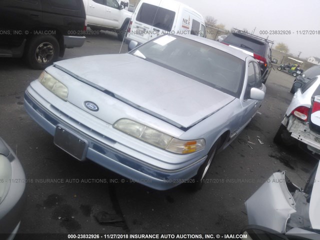 2FACP74W4NX144441 - 1992 FORD CROWN VICTORIA LX BLUE photo 2