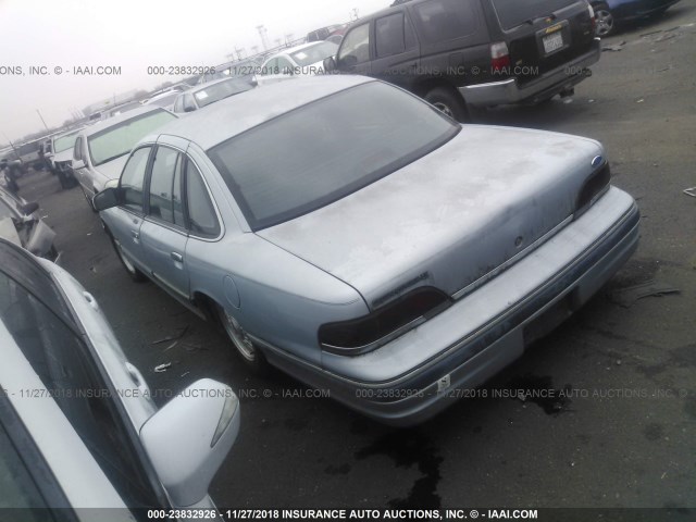 2FACP74W4NX144441 - 1992 FORD CROWN VICTORIA LX BLUE photo 3